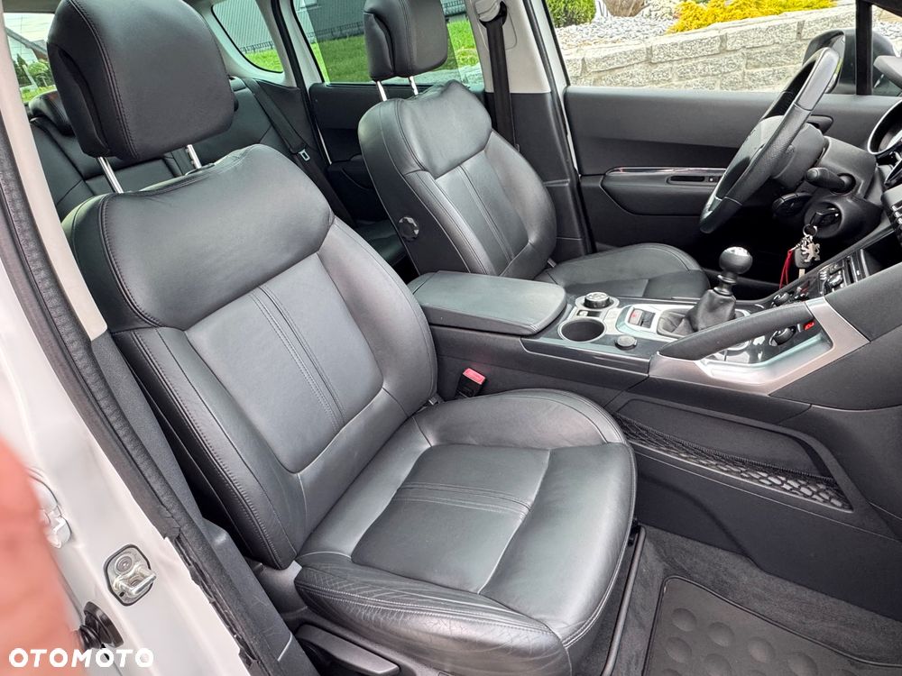 Peugeot 3008 1.6 HDi Premium - 8