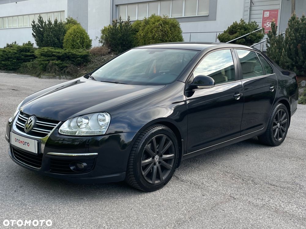 Volkswagen Jetta 1.4 TSI Highline Optimum - 23