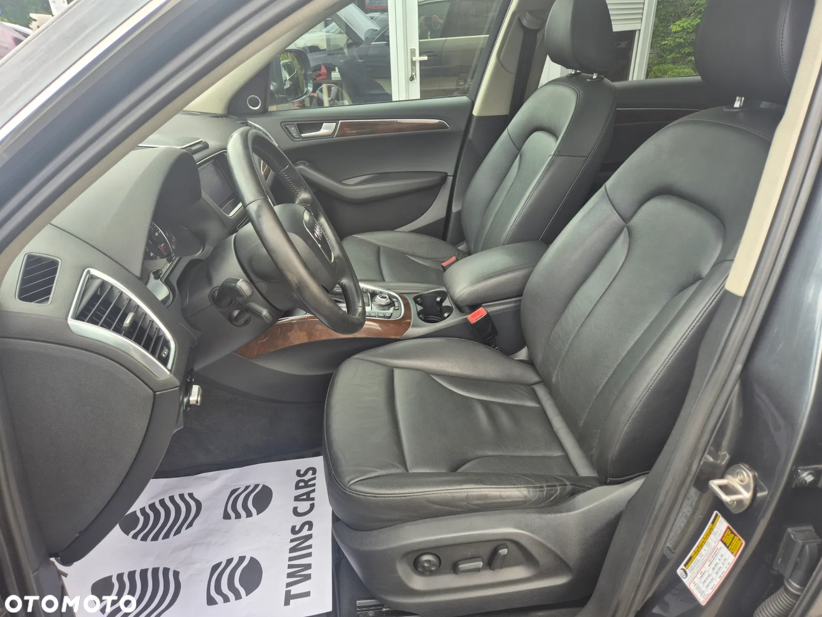 Audi Q5 3.2 FSI Quattro S tronic - 11