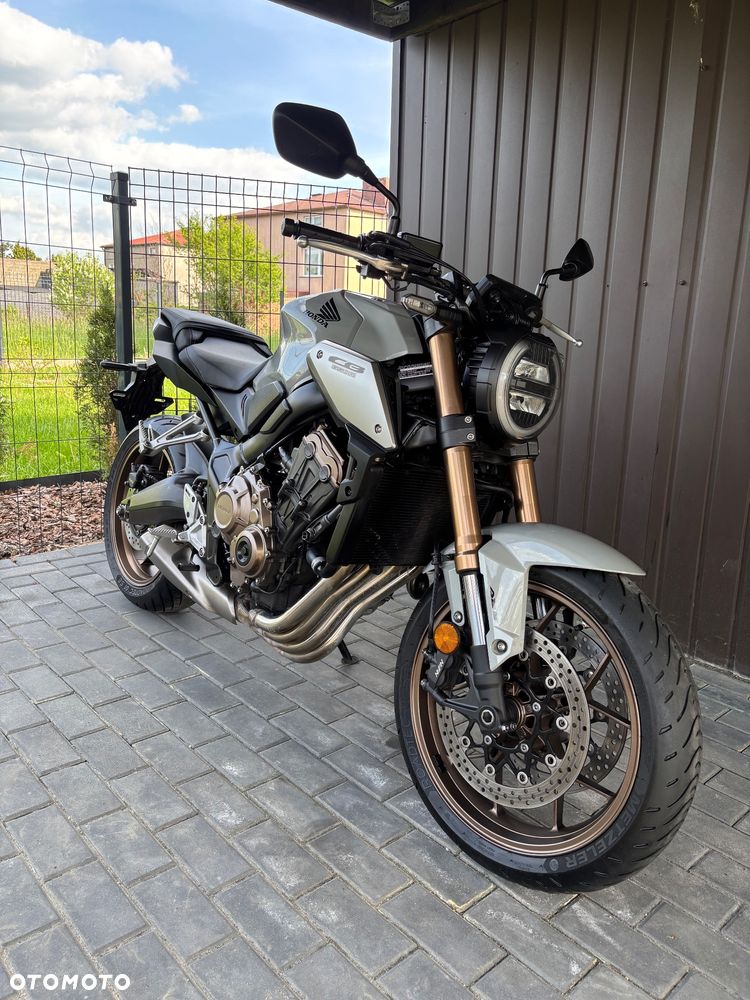 Honda CB - 5