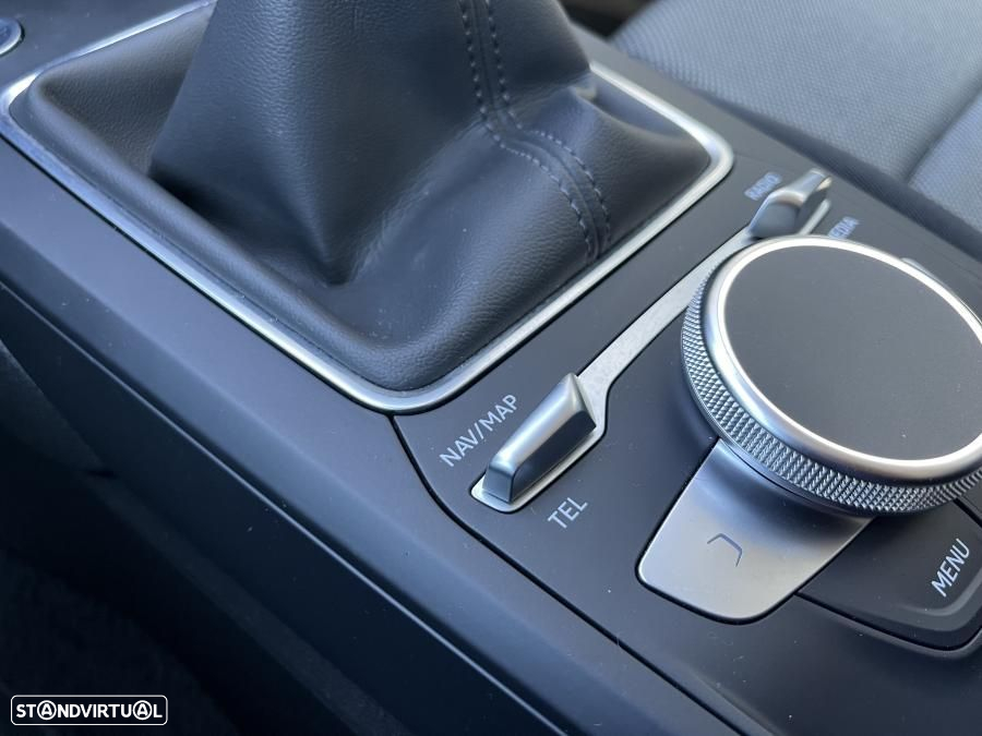 Audi Q2 35 TFSI S line - 28