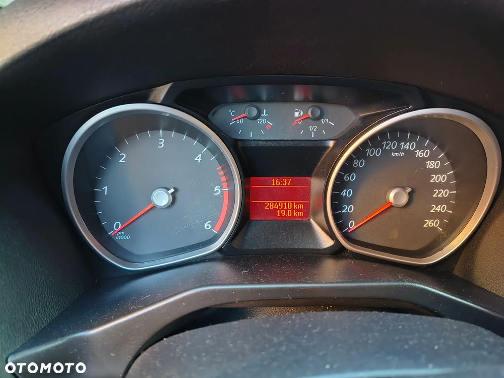 Ford Mondeo 1.8 TDCi Ambiente - 11