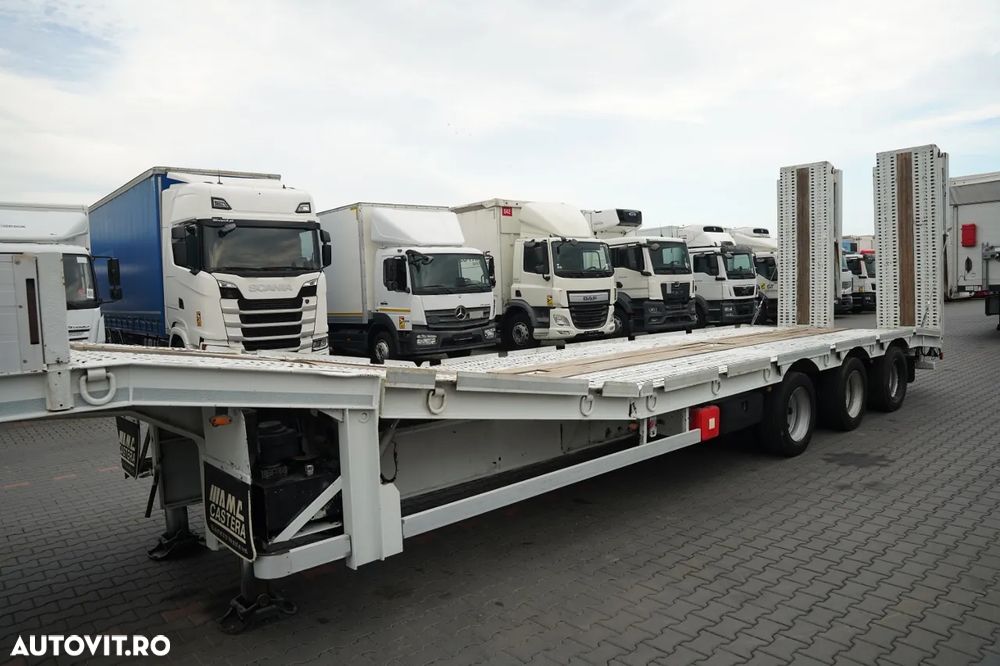 Altul REMORCA AUTO AMC CASTERA / ÎNCĂRCARE JOSĂ / 13,5 M / TABEL HIDRAULIC / TABELE HIDRAULICE / AX DE DIRECȚIE / TRONCIU - 13