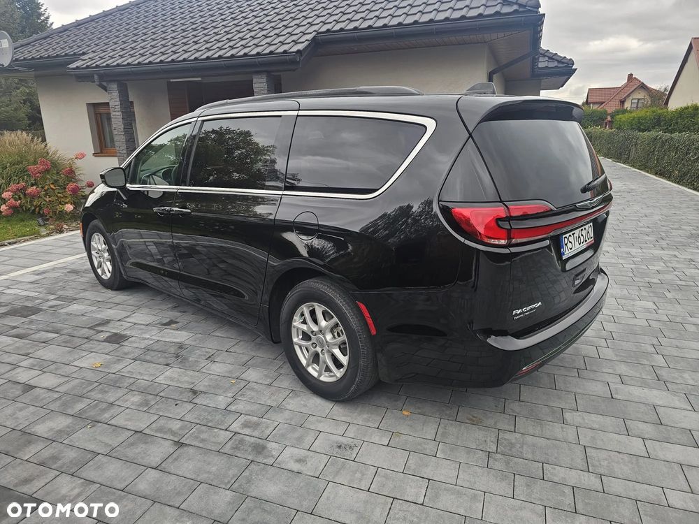 Chrysler Pacifica - 7