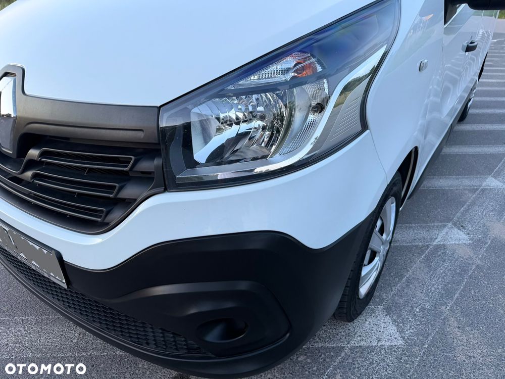 Renault Trafic - 19