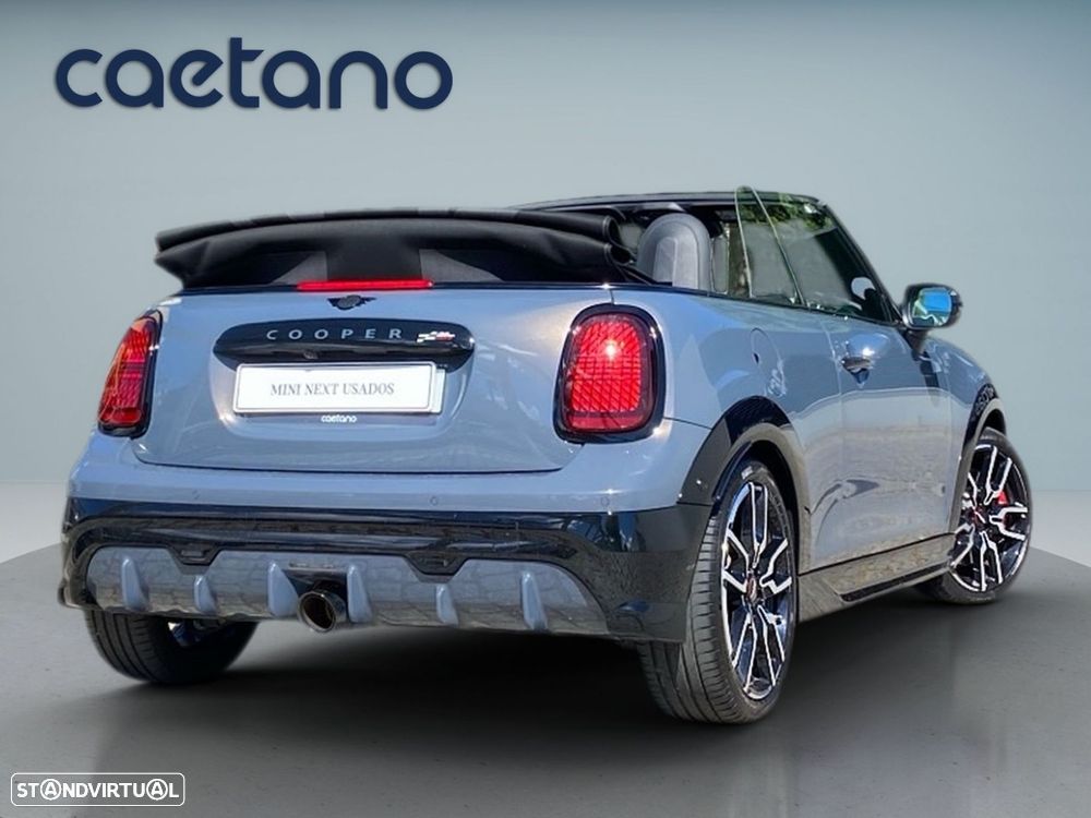 MINI Cabrio JCW XL - 2