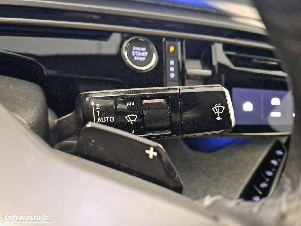 Peugeot 3008 1.2 Hybrid Allure e-DCS6 - 15