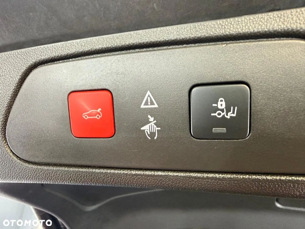 Opel Grandland X 1.6 DStart/Stop Automatik Business INNOVATION - 29