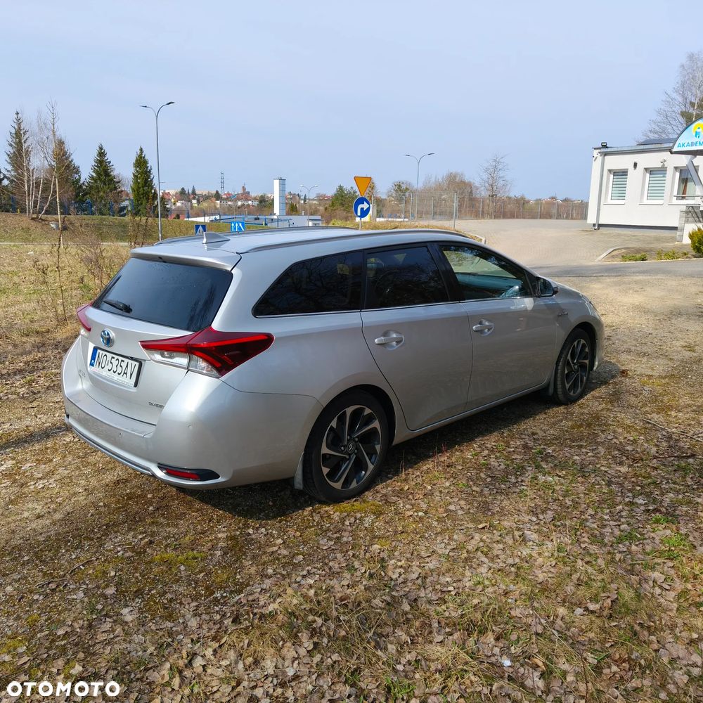 Toyota Auris Hybrid 135 Prestige - 7