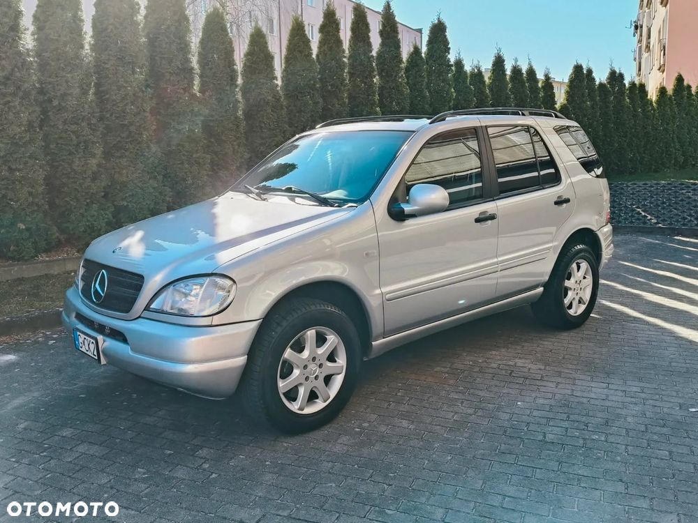 Mercedes-Benz ML 430 - 2