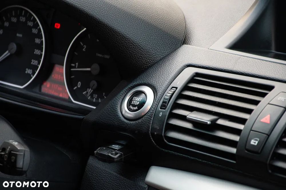BMW Seria 1 116i - 11