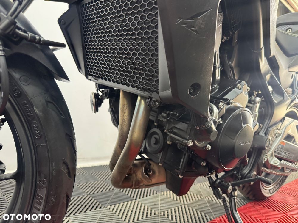 Honda CB - 14