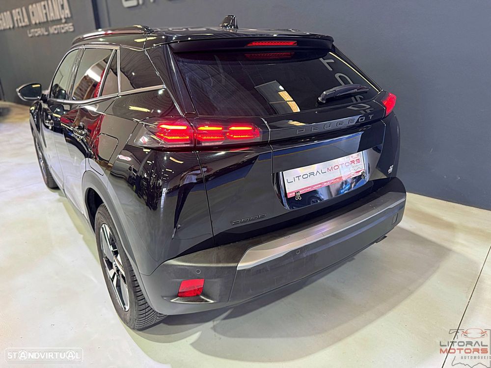 Peugeot 2008 1.2 PureTech Allure - 10