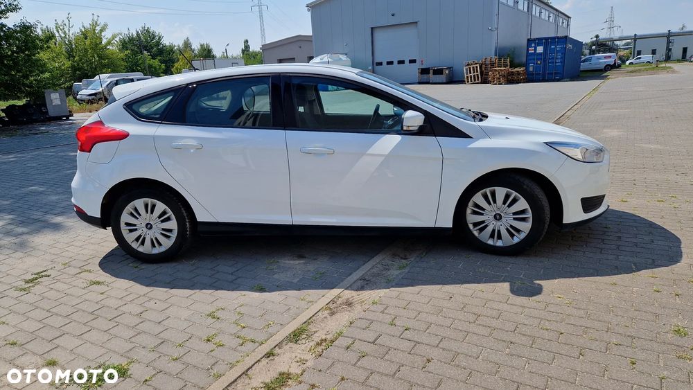 Ford Focus - 16