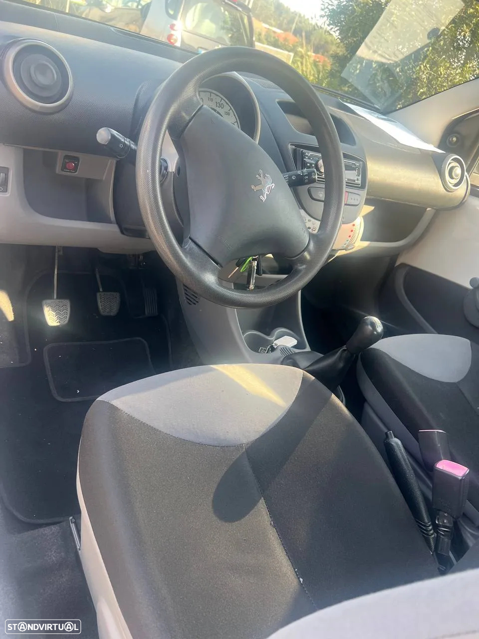 Peugeot 107 1.0 Trendy - 10