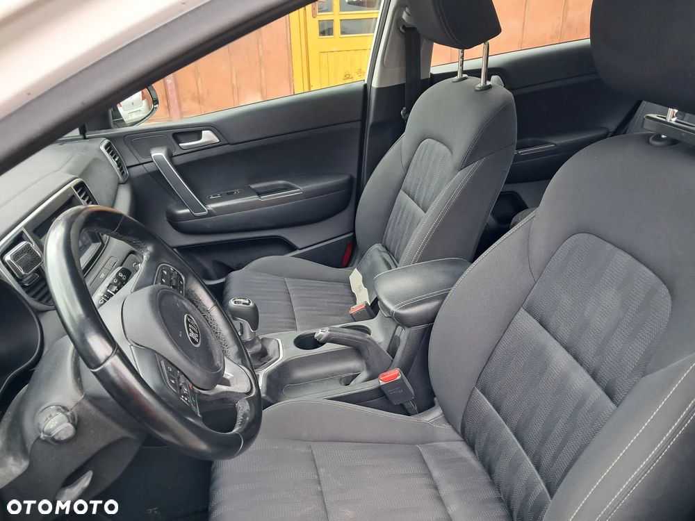 Kia Sportage 1.6 GDI Business Line 2WD - 8