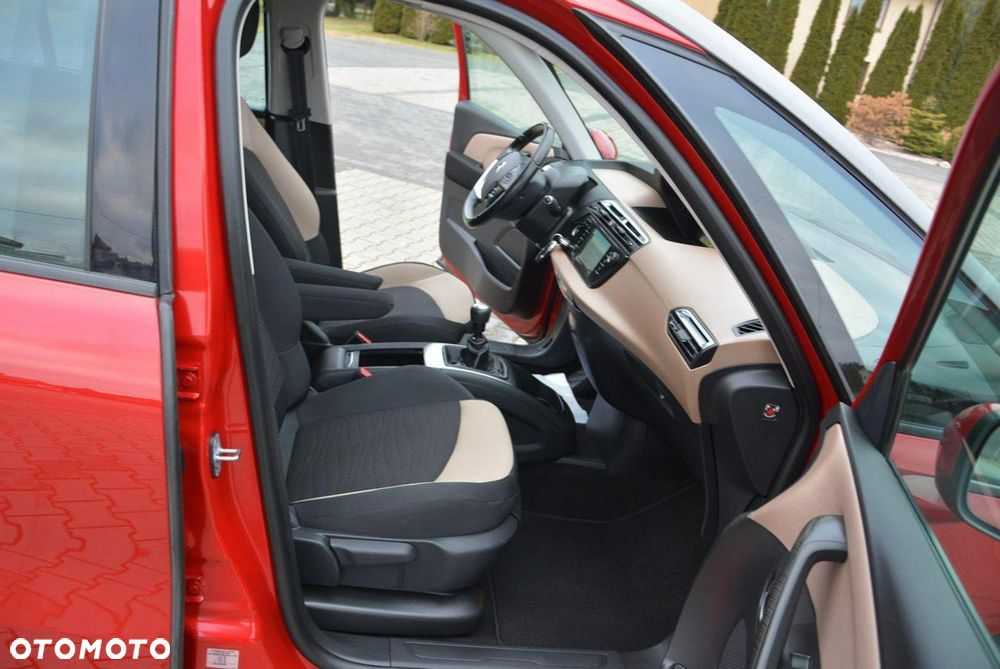 Citroën C4 Grand Picasso - 17