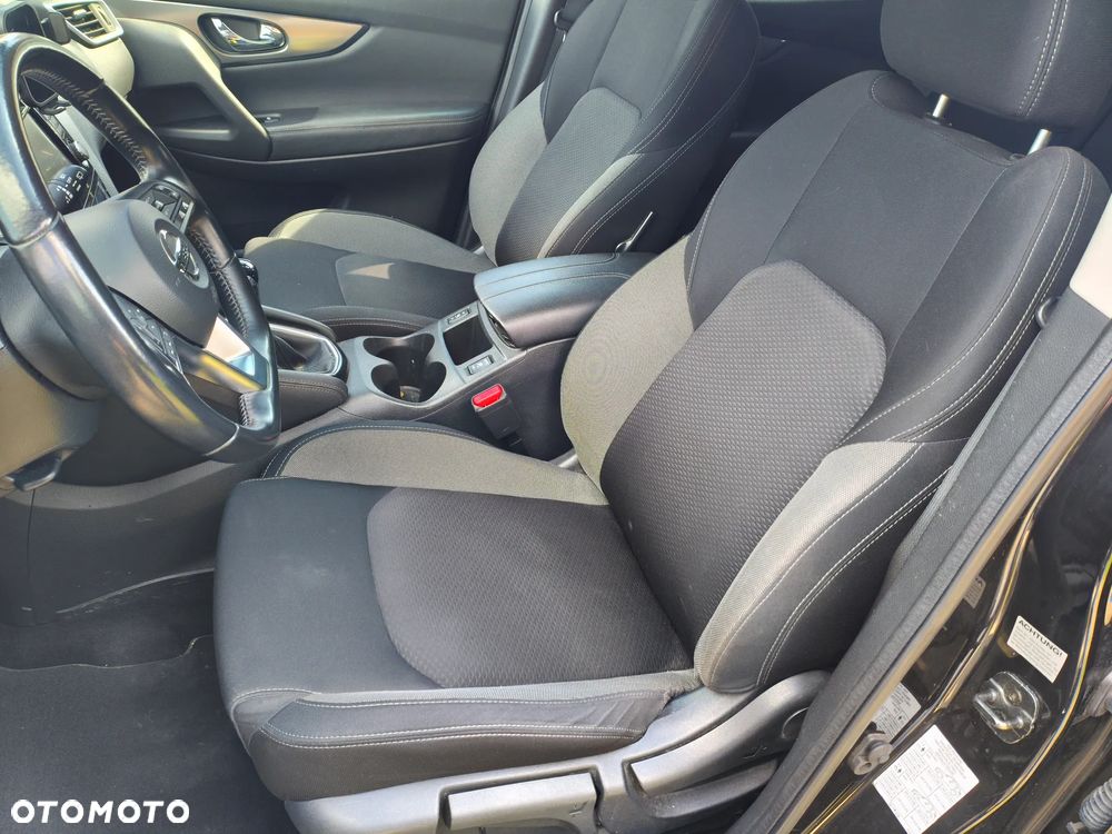 Nissan Qashqai 1.3 DIG-T SHIRO - 8