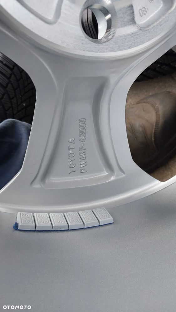 KOMPLET KÓŁ ZIMOWYCH Felgi aluminiowe TOYOTA RAV4 5x114,3 et35 7x17j z czujnikiem pw457-42000 NOWE - 9