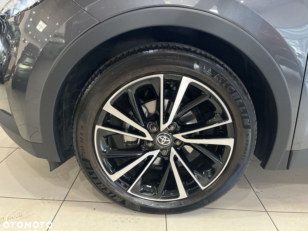 Toyota C-HR - 10