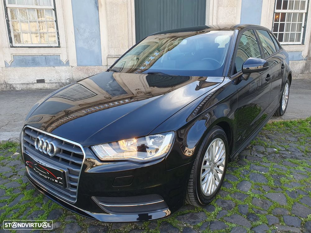 Audi A3 Sportback 1.6 TDI Attraction Ultra - 40