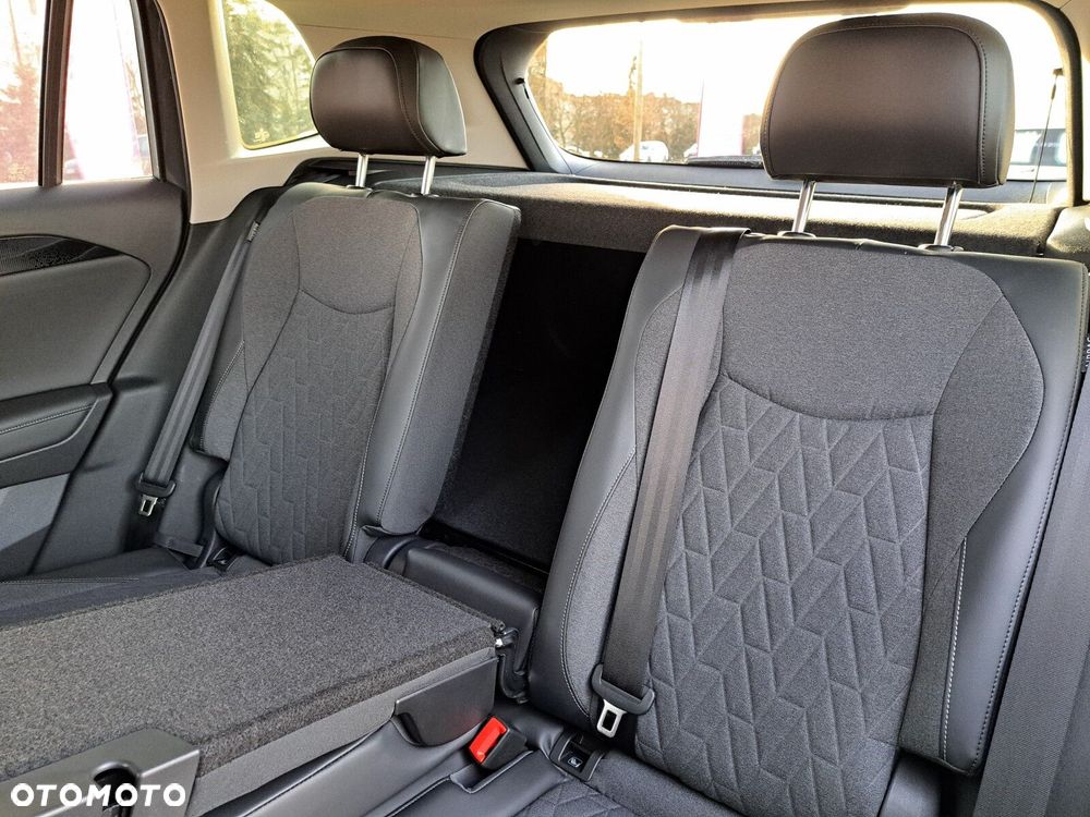 Volkswagen Tiguan 1.5 eTSI Life Plus DSG - 36
