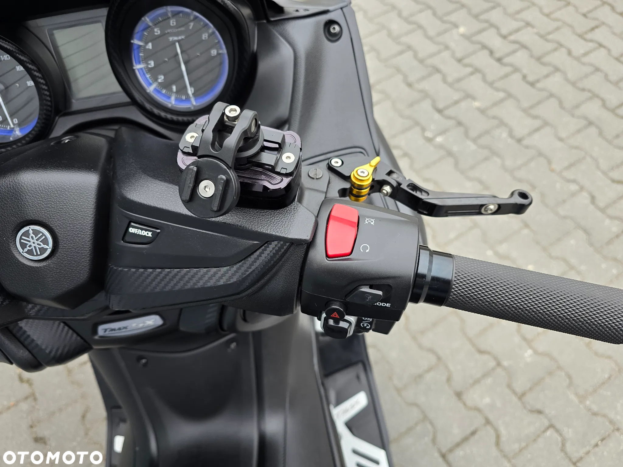 Yamaha Tmax - 13