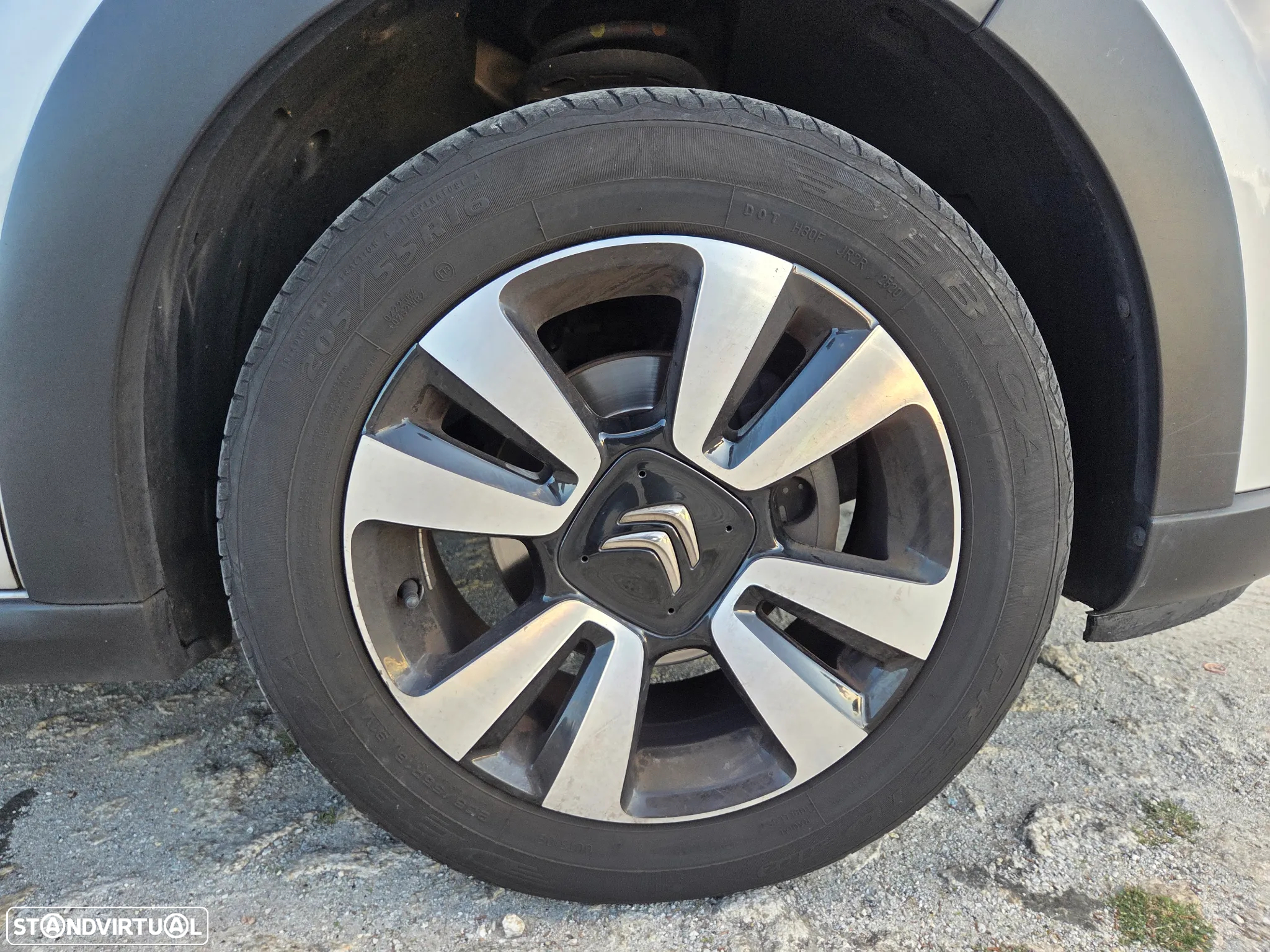 Citroën C3 1.2 PureTech Shine - 14