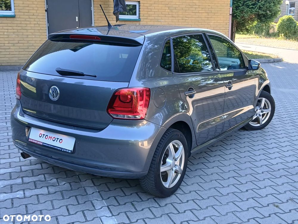 Volkswagen Polo 1.2 TSI MATCH - 2