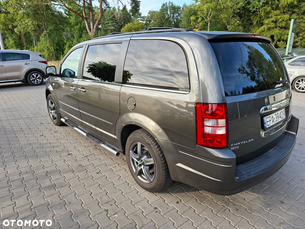 Chrysler Grand Voyager - 4