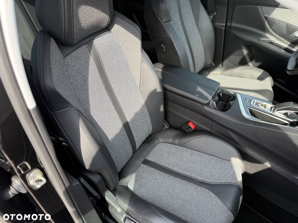Peugeot 3008 1.5 BlueHDi Allure S&S EAT8 - 13