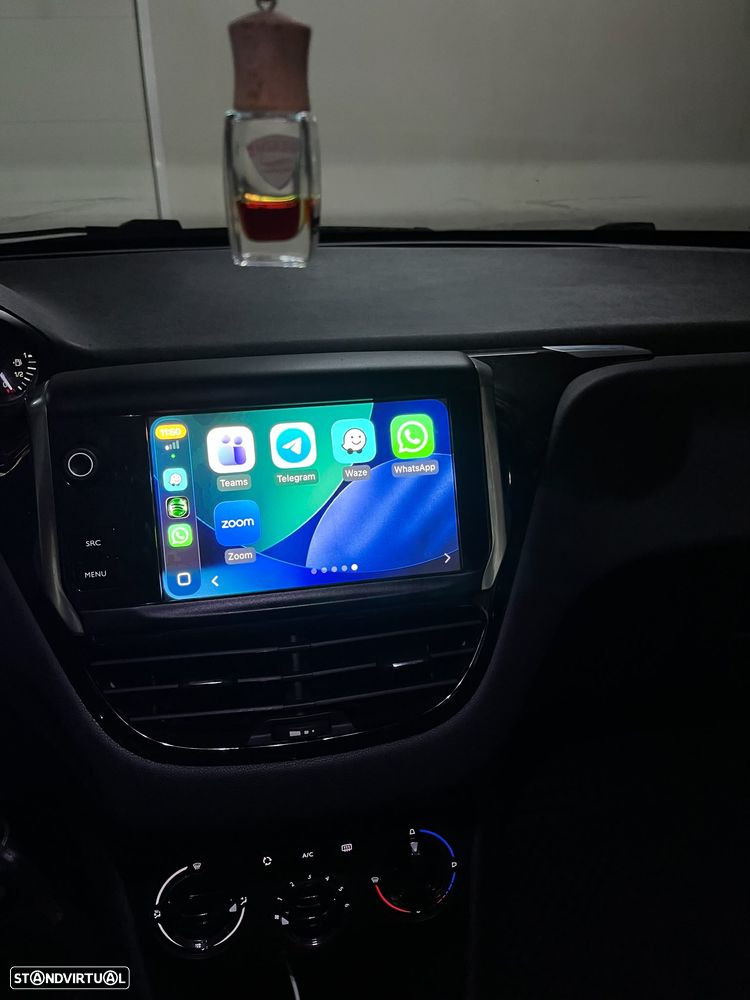 Peugeot 208 PureTech 82 Stop & Start Signature - 12