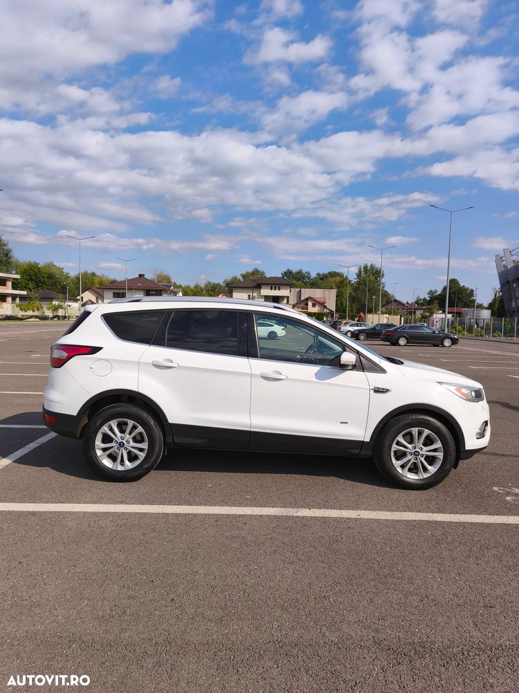 Ford Kuga 2.0 TDCi 4x4 Aut. Titanium - 17