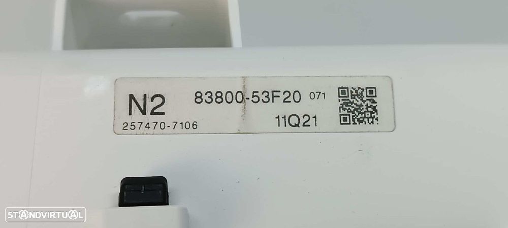 QUADRANTE LEXUS IS 300H - 12