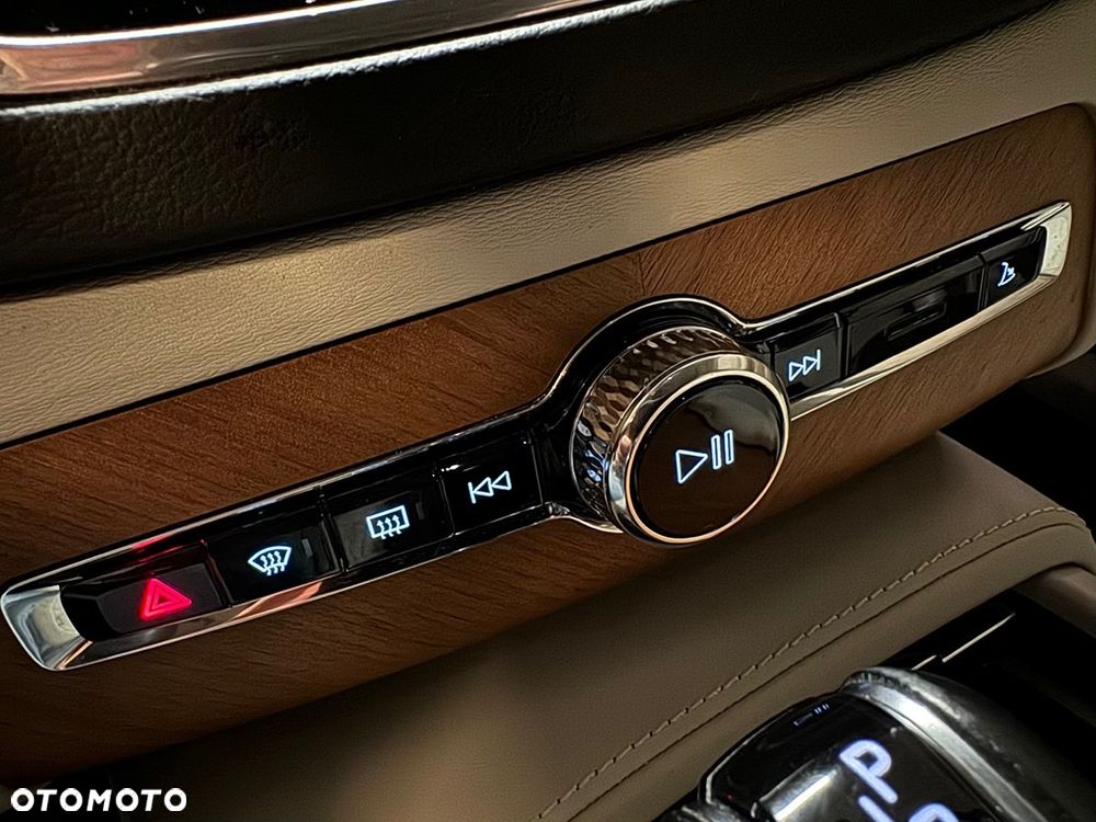 Volvo XC 90 D5 AWD Inscription 7os - 8