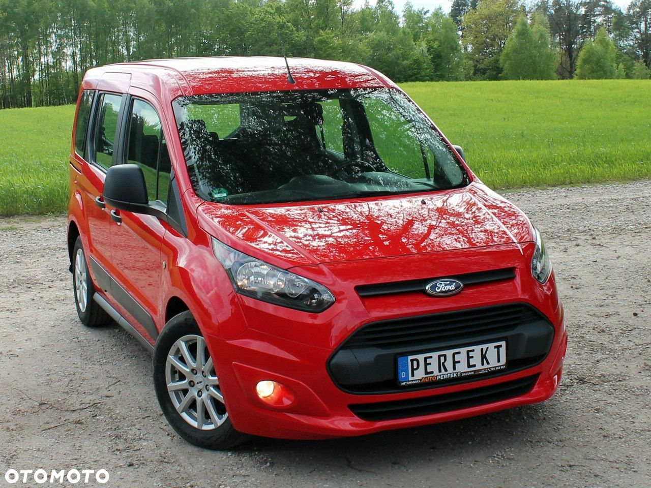 Ford Tourneo Connect - 11