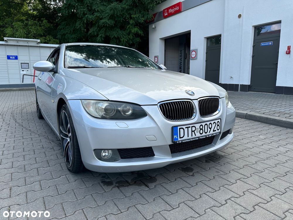 BMW Seria 3 330i - 6