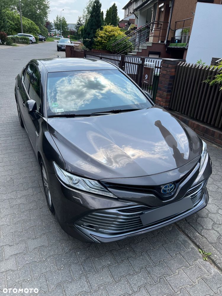 Toyota Camry 2.5 Hybrid Executive CVT - 1