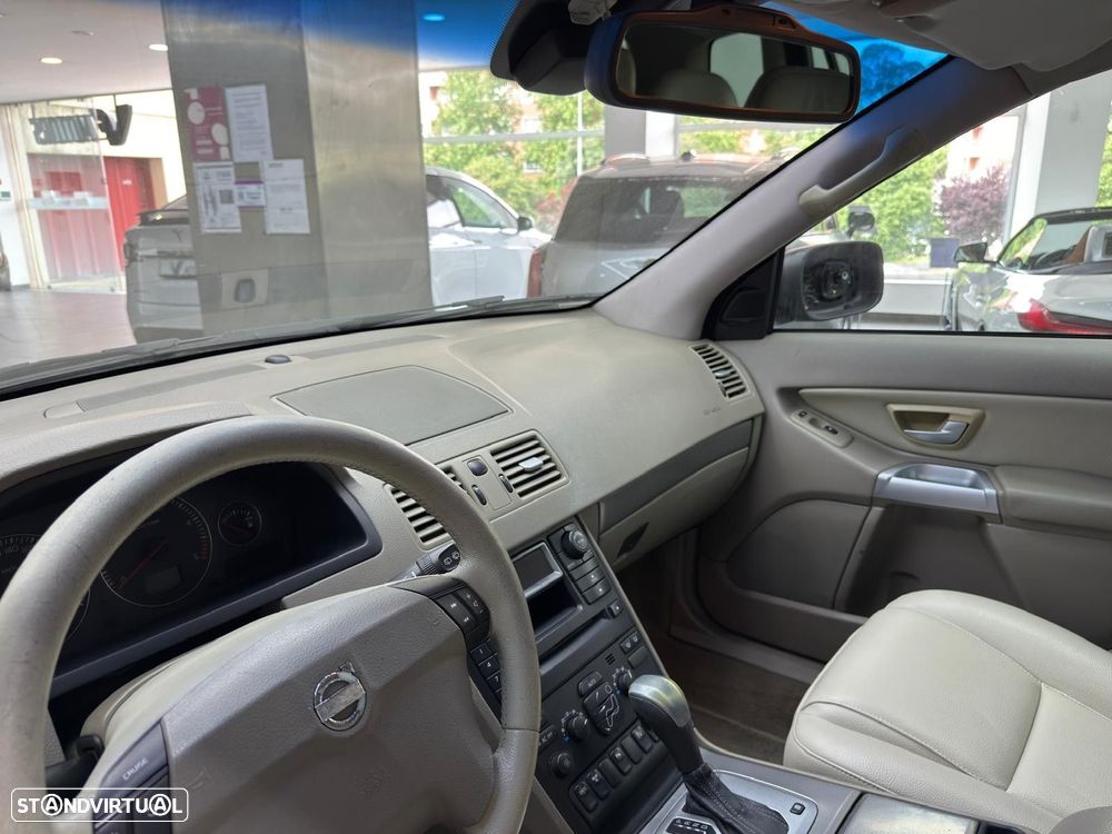 Volvo XC 90 2.4 D5 7L Nivel 3 Auto. - 11