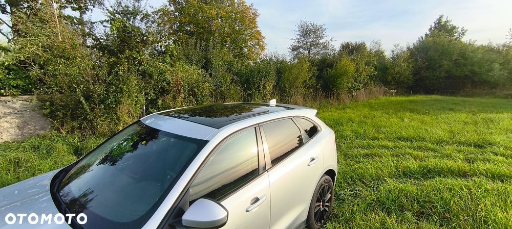 Jaguar F-Pace 2.0 i4D RWD Pure - 9