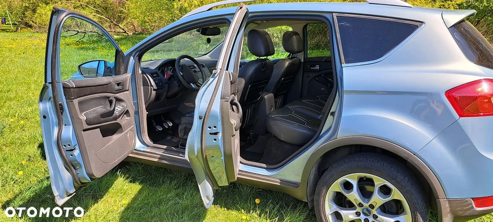 Ford Kuga - 9
