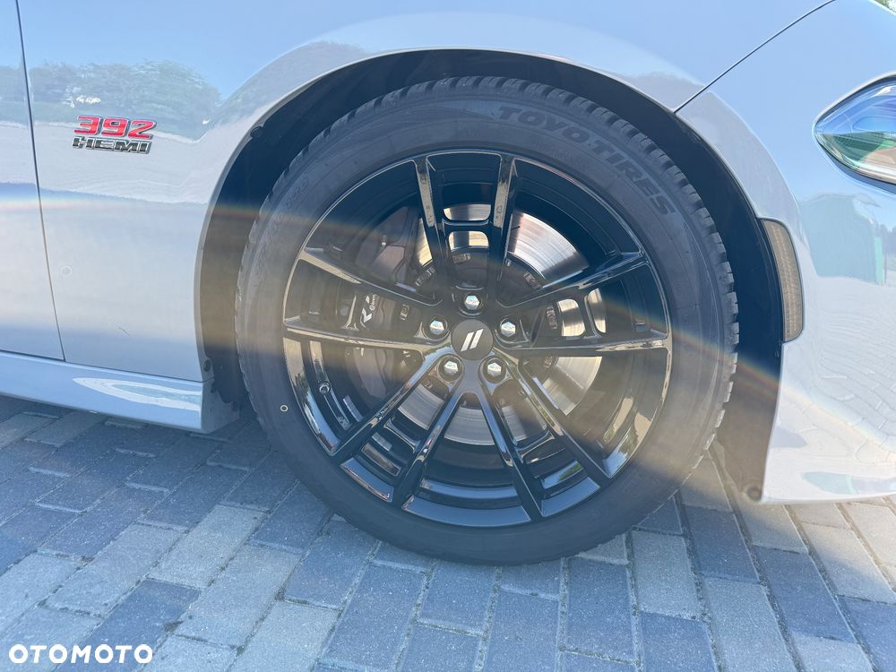 Dodge Charger 6.4 Scat Pack - 11