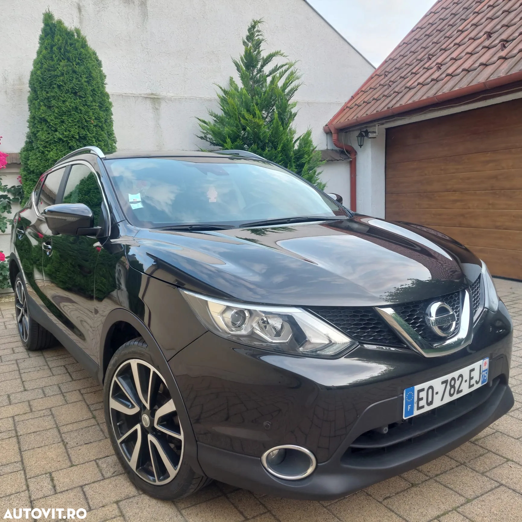 Nissan Qashqai 1.6 DCI Xtronic TEKNA - 5