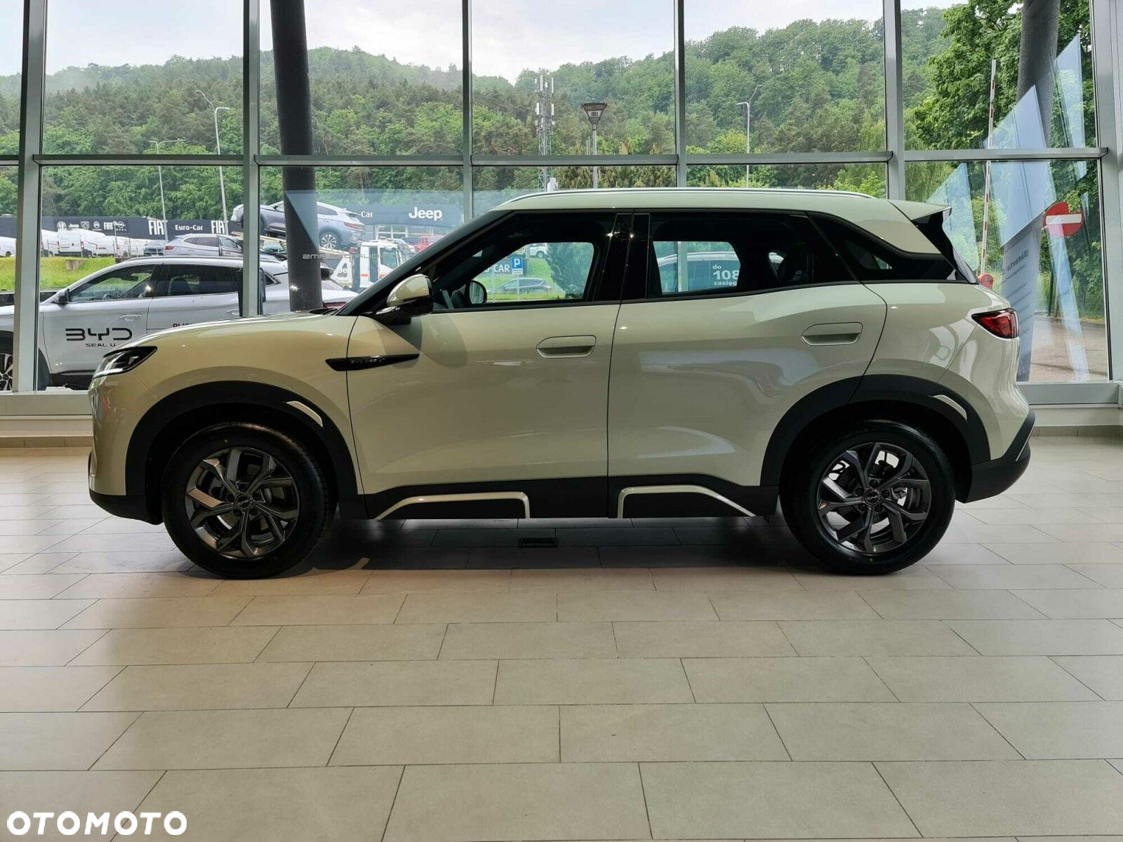 BYD Atto 2 - 5