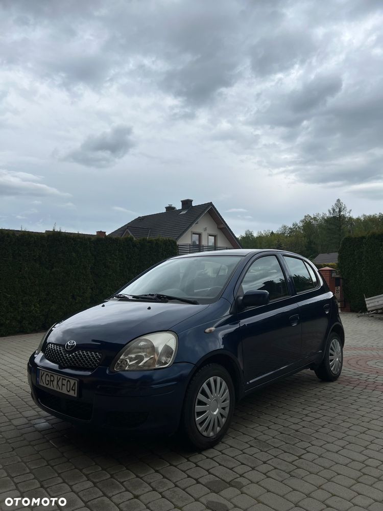 Toyota Yaris 1.0 Sol - 2