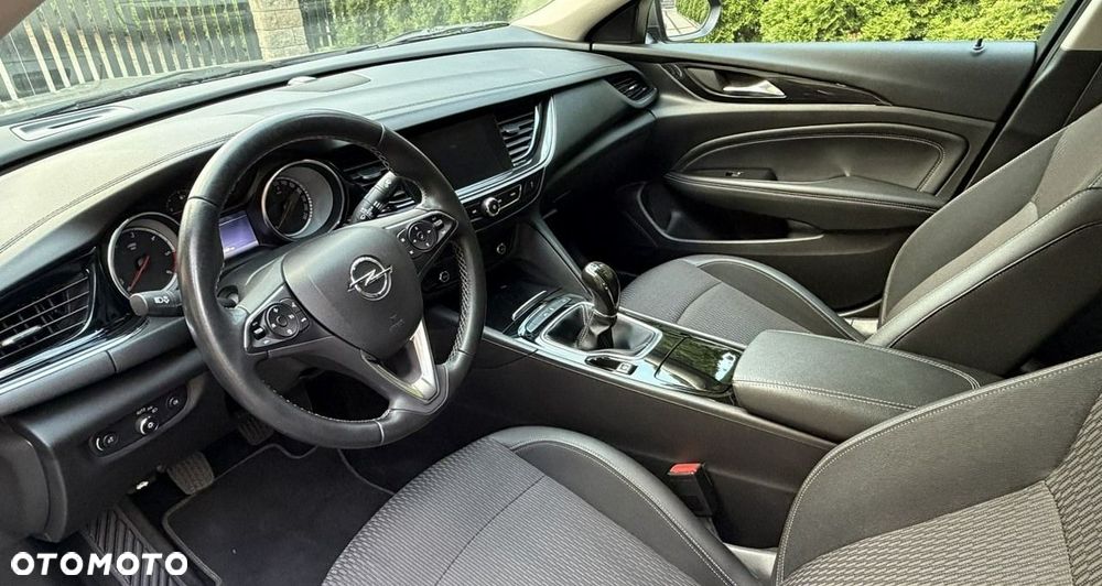 Opel Insignia - 14
