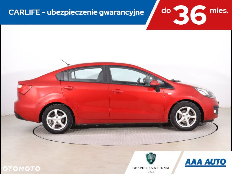Kia Rio - 7