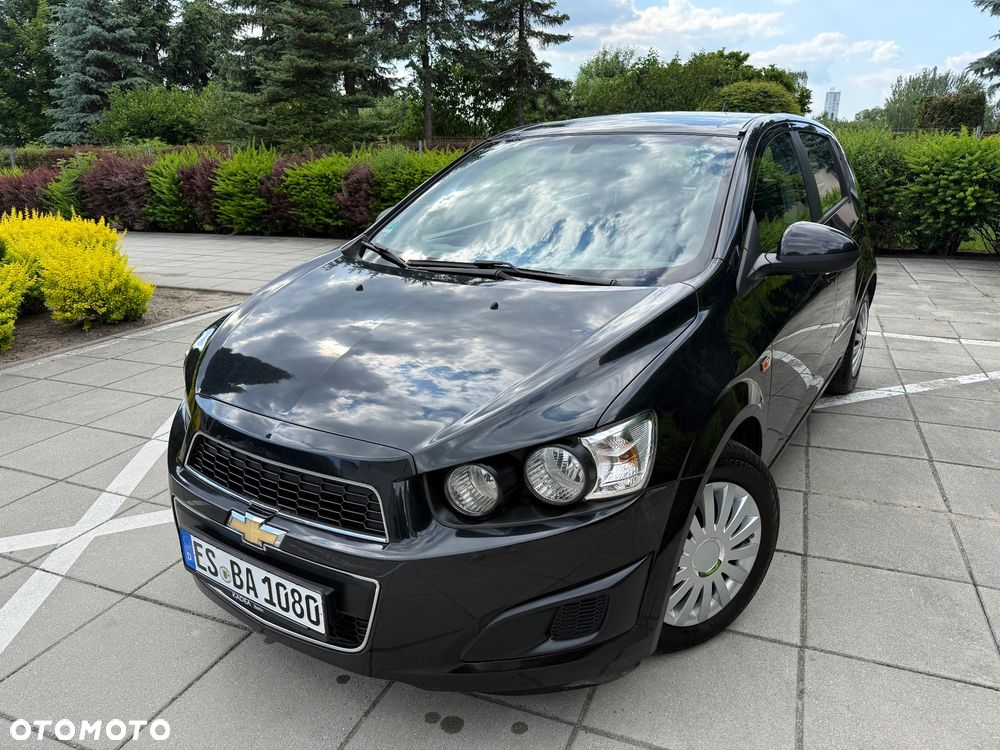 Chevrolet Aveo 1.2 LT - 23