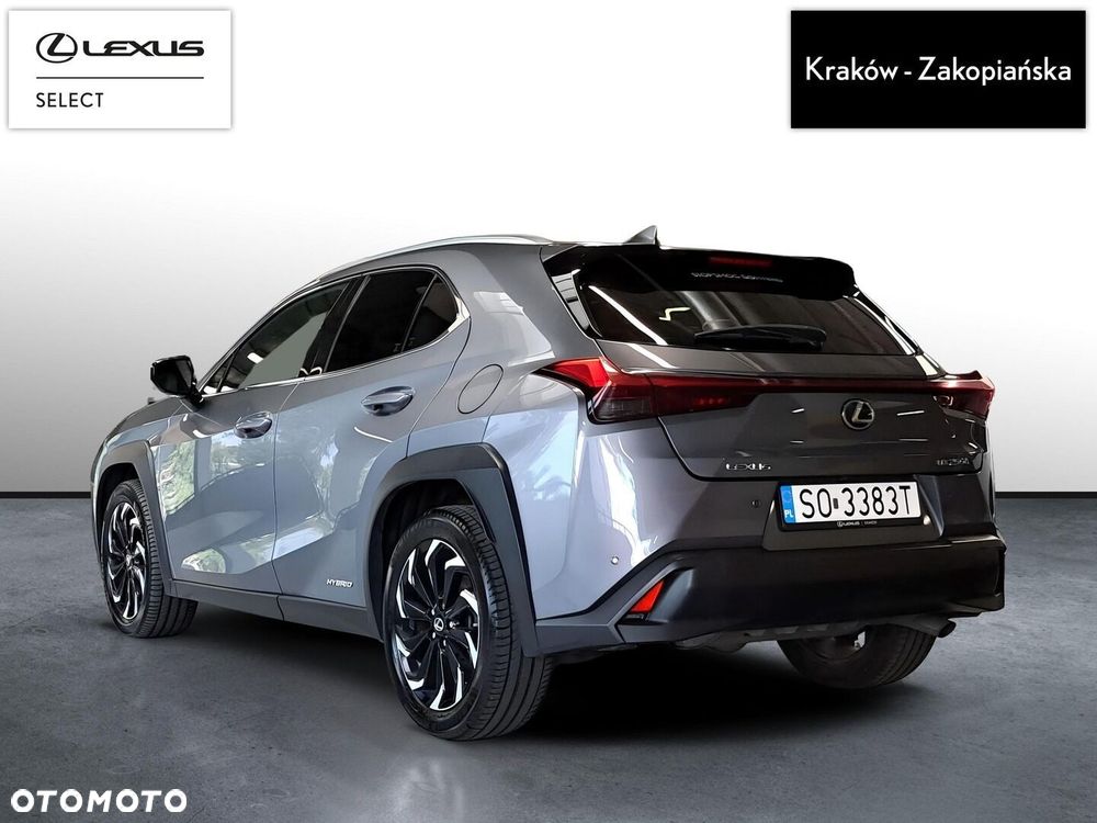 Lexus UX - 8