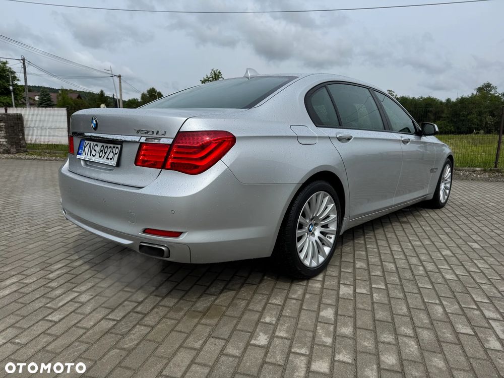BMW Seria 7 750Li - 7